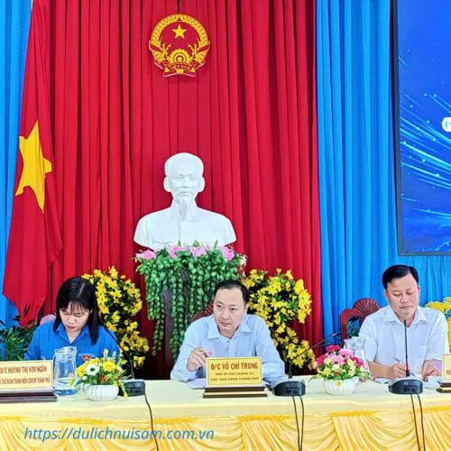 Chủ Tịch UBND Thành Phố Châu Đốc Đối Thoại Với Thanh Niên