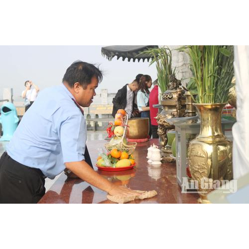 Núi Sam Những Ngày Gần Khai Hội