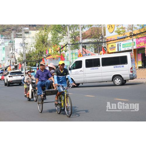 Núi Sam Những Ngày Gần Khai Hội