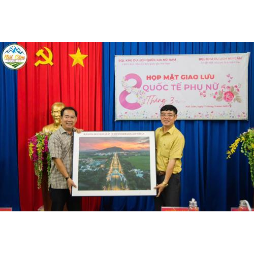 Họp Mặt Giao Lưu Kỷ Niệm Ngày Quốc Tế Phụ Nữ 8/3 Tại KDL Núi Cấm