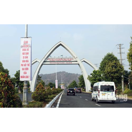 Núi Sam Những Ngày Gần Khai Hội